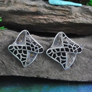 Modernist Enamel Earrings // Sterling Leaf Vein Design ~ Mottled Green Enamel on Pierced Posts // Vintage ~ Handmade Artisan Brutalist Style