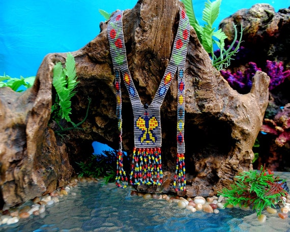 Early Native American Beaded Necklace // Authenti… - image 1
