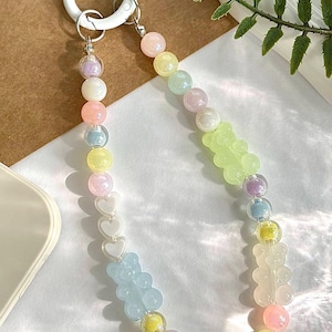 Gummy Bear Phone Charm – Pastel Kawaii Beaded Strap with Iridescent Beads | Soft Girl Aesthetic Gift | Cute Handmade Bag Charm | Teens