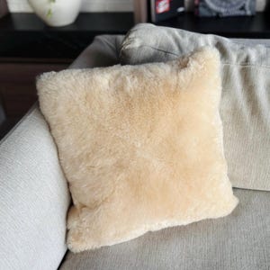 Baby Alpaca fur pillow cover - handmade in Peru - Alpaca fur pillow plush very soft- fluffy Alpaca pillow cover - decorative cushion
