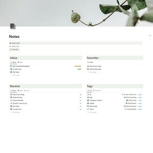 Może przedstawiać: Zrzut ekranu strony internetowej z jasnozielonym tłem i białym interfejsem. Strona internetowa służy do robienia notatek i organizowania ich w kategorie, takie jak Skrzynka odbiorcza, Ulubione, Ostatnie i Tagi. Strona internetowa ma prosty projekt i jest łatwa w użyciu.