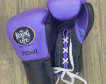 Guantoni da boxe personalizzati in vera pelle "No Boxing No Life" viola e neri, con nome e logo ricamati a mano, kit completo da sparring NBNL, regalo per lui.
