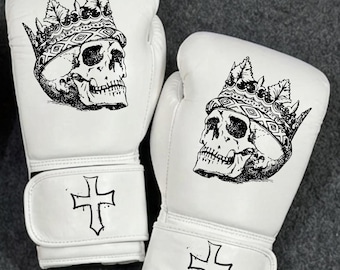 Personalisierte weiße Boxhandschuhe, Gothic Skull Crown Design, MMA Muay Thai