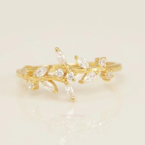 Leaf Branch Moissanite Wedding Band: 14K Yellow Gold Anniversary Ring