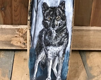 Decorative Wood Paddle with WOLF  Painting - Home Decor - Lake Decor - Cottage Decor - Cabin Decor - Boathouse Decor