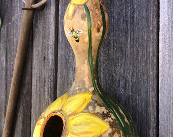 Bird House Gourd - Spring Daffodils - For Chickadees, Nuthatches, Blue Birds, Small Birds - One of a Kind