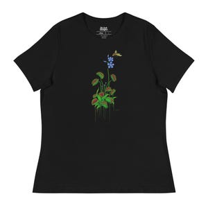 Venus Fly Trap Women&#39;s T-Shirt: Hand-Painted Botanical Art