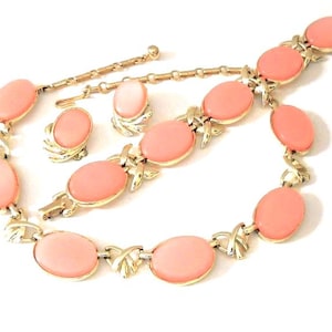 Vintage CORO Pink Thermoset Necklace Bracelet Clip Earrings Parure SET Designer Signed Gift for Her Wedding Birthday Prom Anniversary