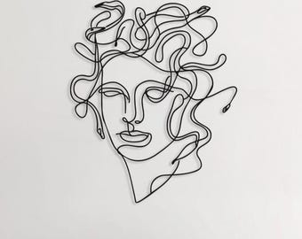 Medusa Inspired One Line Art Metal Wall Decor – Abstract Mythological Woman Face Wall Art for Modern Home or Artistic Interior Design