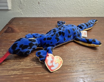 Raro Beanie Baby de Lizzy de 1995 con errores de etiqueta y bolitas de PVC