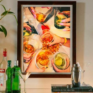 Meisje diner drankjes frietjes, vrouwenhanden proost muurkunst, retro barwagen print, proost print, cocktail proost, barwagen poster print