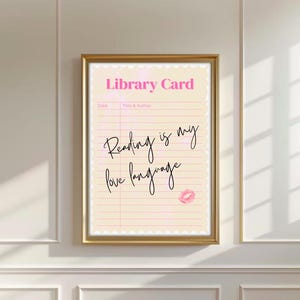 Reading is My Love Sprachdruck Rosa Bibliothekskarte Ästhetische Buchliebhaber Wandkunst Vintage Bücherwurm Trendy Dekor Digitaldruck