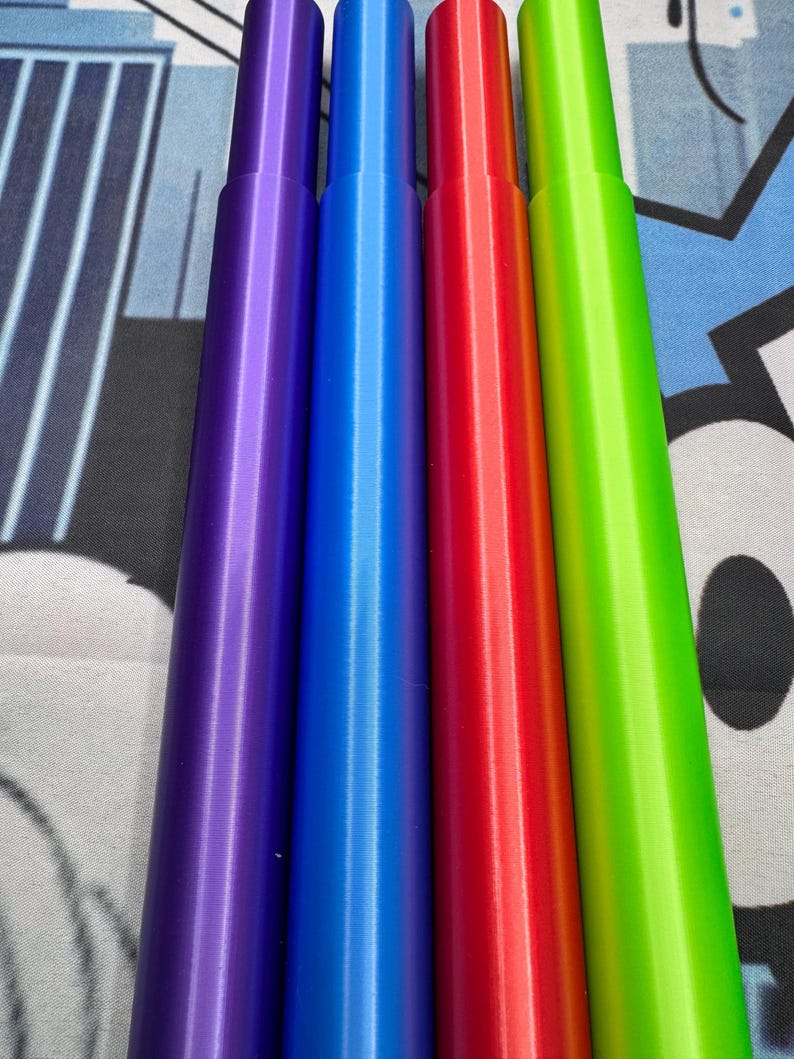 Składany miecz świetlny Dartha Vadera w 3D zdjęcie 17