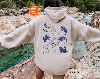 Cats in Space Hoodie, Funny Cat Shirt, Cat Hoodie, Aesthetic Graphic Retro Vintage Shirt, Cat Sweatshirt, Oversized Hoodie, Cat Lover Gift