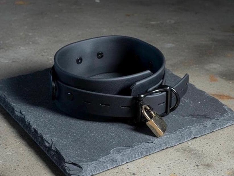 Black Biothane Locking BDSM Collar – Heavy Duty Submissive Restraint