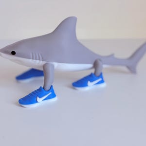 Tralalero Tralala Shark Toy 3D Printed Viral Meme Figure TikTok Trend Collectible Funny Gift for Shark and Sneaker Meme Tiktok Fans Brainrot