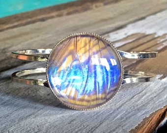 Real butterfly bracelet for women Pressed butterfly wing jewelry Looks like a moonstone opal bracelet October Birthstone bracelet