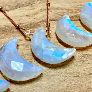 Rainbow moonstone necklace Real moonstone moon necklace Crystal moon necklace for women Raw moonstone necklace Raw gemstone moon necklace