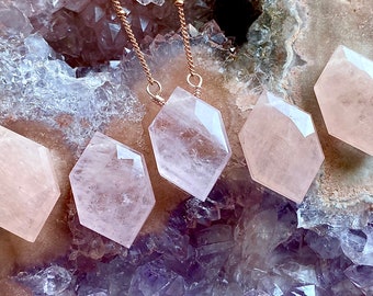 Raw rose quartz necklace Real rose quartz jewelry for women Pink quartz necklace Healing rose quartz hexagon necklace Dainty stone pendant