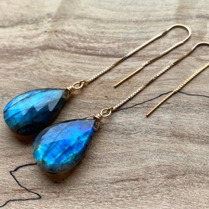 Raw labradorite earrings Gemstone threader earrings Gold labradorite earrings Large labradorite earrings Blue labradorite jewelry