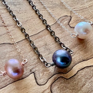 Single pearl necklace Freshwater pearl necklace Black pearl necklace Gemini gifts Womens mens pearl necklace Real pearl necklace