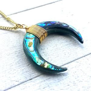 Abalone necklace for women Horn shell necklace Abalone shell necklace Gold horn necklace Upside down moon necklace Paua shell necklace