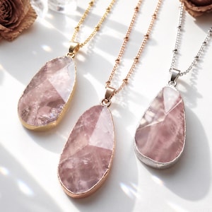 Collana di quarzo rosa grezzo in oro 14 carati, gioielli con quarzo rosa, grande ciondolo in quarzo rosa in argento sterling, collane curative con quarzo rosa, cristallo rosa
