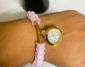Reloj de pulsera rosa hecho a mano para mujer, elegante reloj de pulsera elástico.