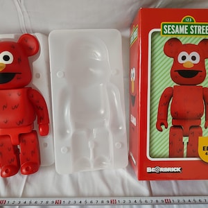MEDICOM TOY - KAWS×HECTIC   KUBRICK KAWS, Medicom Toy KAWS X Mad Hectic X Kubrick 400% Available