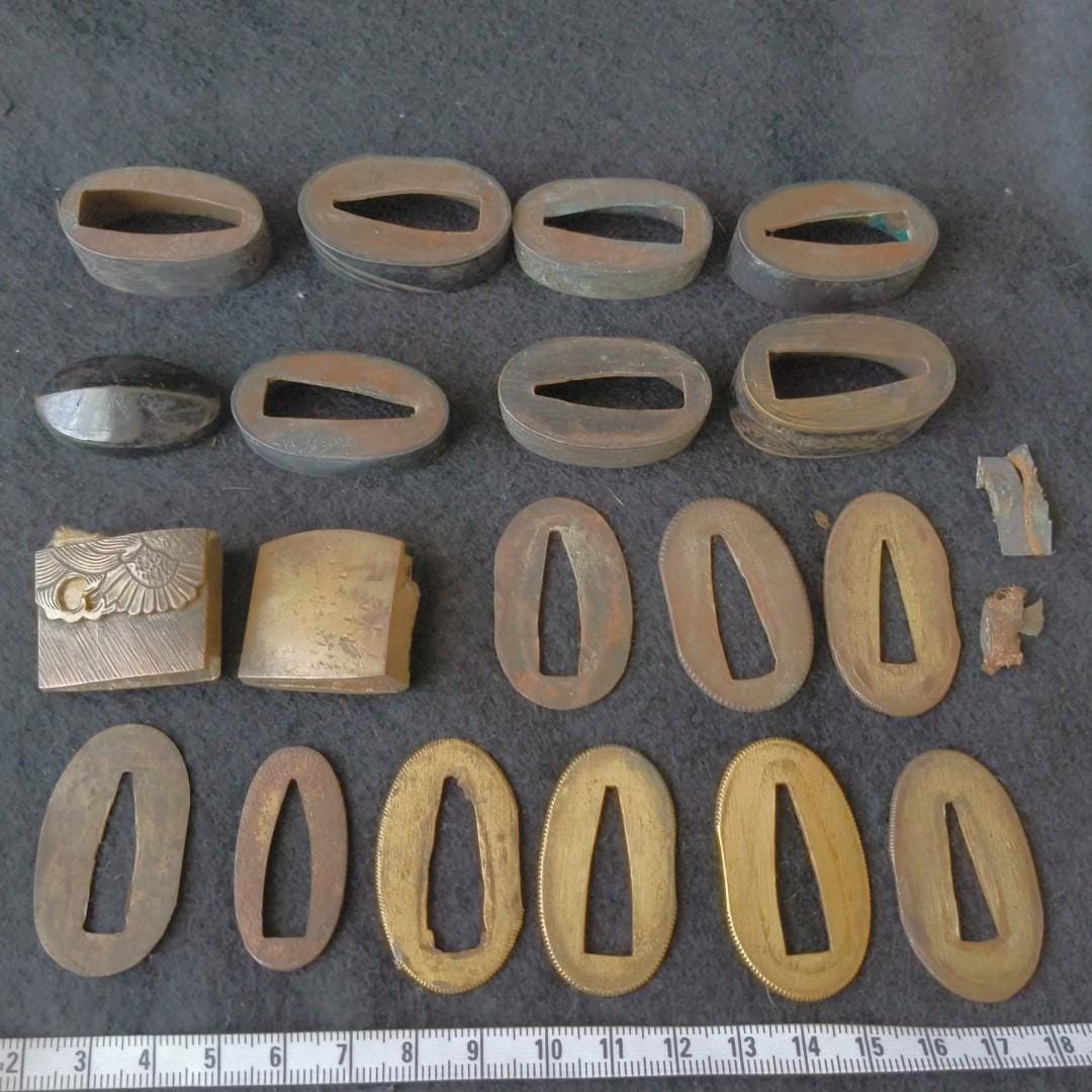 ヴィンテージ刀剣の縁金物と口金物 Antique Japanese Sword Fittings - Etsy