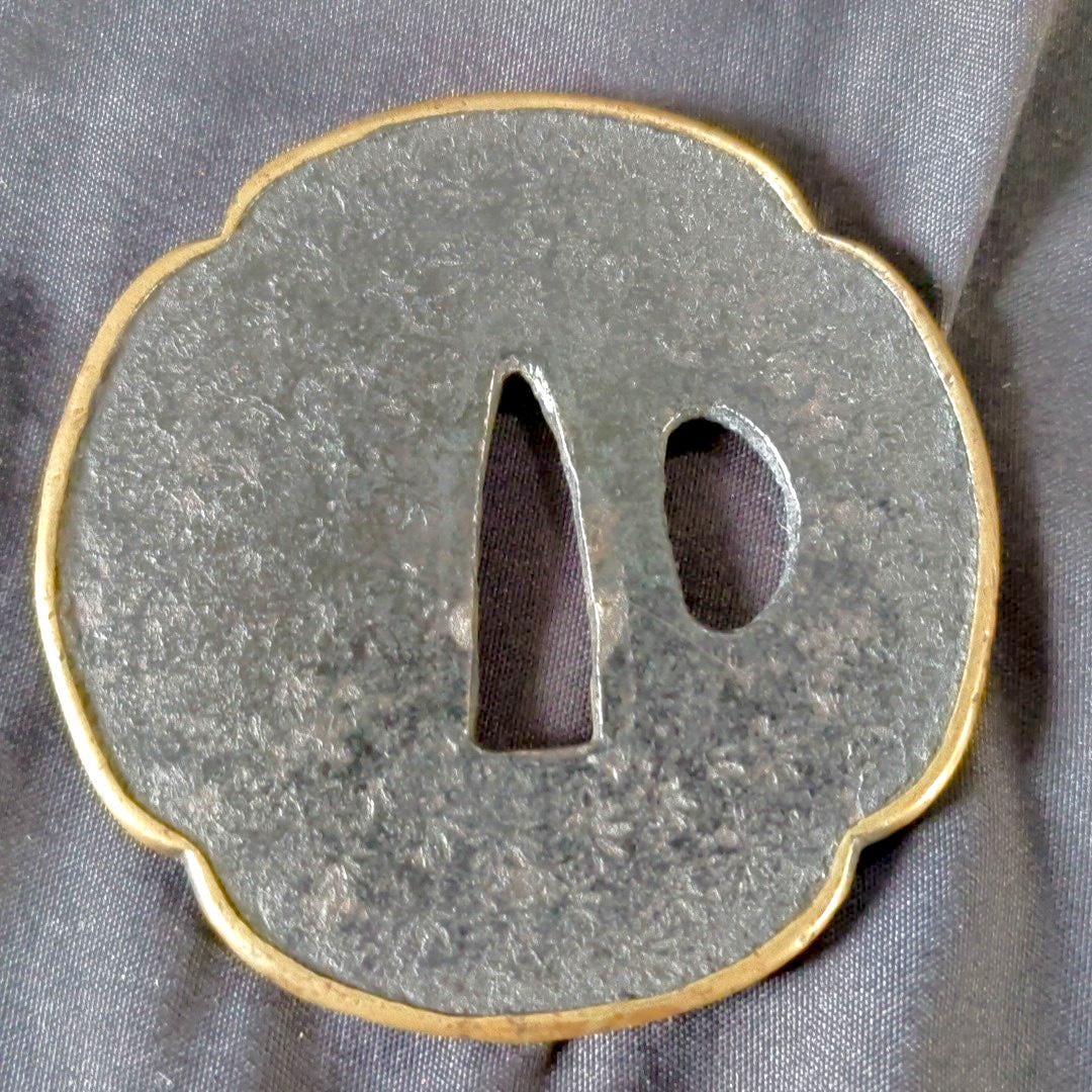 Antique Japanese Tsuba Sword Guard Plain Iron With Brass Rim Fukurin Edge Edo Period Samurai Sword Fitting Militaria Collectible i0720-2