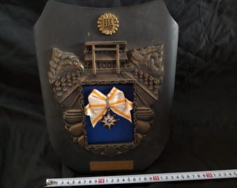勲章バッジ 第二次世界大戦時の日本の階級勲章バッジ（プレート、盾付き）-g0719-1