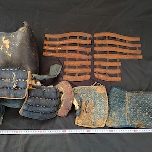 Antique Japanese Samurai Armor Part – Rare Edo Period Armored Component with Lacquered Wood & Textile, Worn Condition-f1108-6