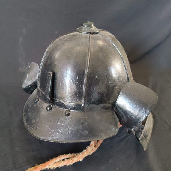 Authentic Antique Samurai Helmet Kabuto (or Jin-gasa) | Edo Period