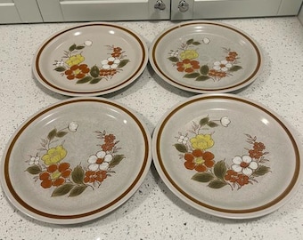 Vintage MOUNTAIN WOOD COLLECTION Stoneware Trellis Blossom Set of 4 Plates 10.5&quot;