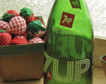 Vintage 7up The Uncola 1 Liter Glass Bottle