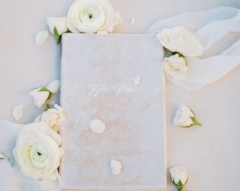 Livre de vœux en velours, livres de vœux de calligraphie de mariage - le cadeau et le souvenir parfaits pour ses vœux de mariage - par ClaireMagnolia