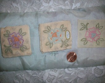 Hand done embroidered swiss applique 1920s in pastels