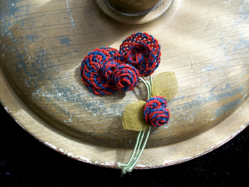 1 Ribbon work flower made of silk thread silk organdy leaves