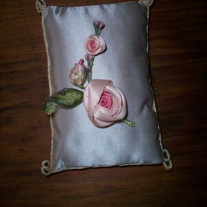 1 Superb french antique Ribbon work roses of silk perfection image 3