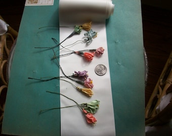 1 Pretty 1920s ribbonwork silk flower in pastels