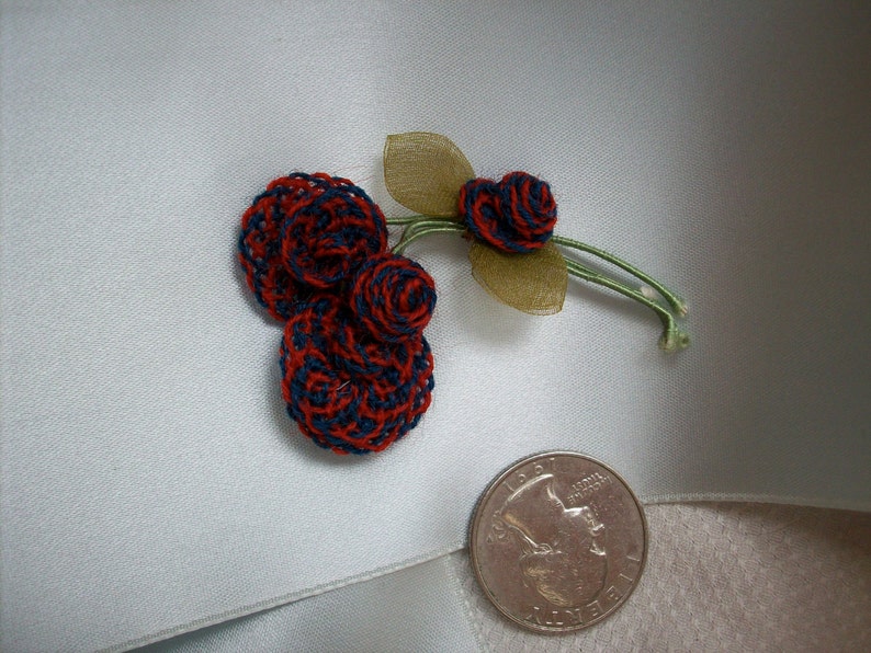 1 Ribbon work flower made of silk thread silk organdy leaves