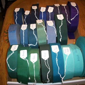 6 yds. Vintage cotton and rayon 1 1/2 inch petersham ribbon