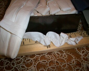 5 yds. Antique lacing very soft cotton cream/white color