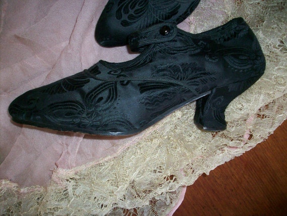 Antique silk gorgeous shoes 1800s - image 3