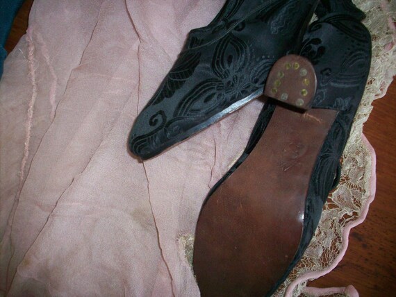 Antique silk gorgeous shoes 1800s - image 4
