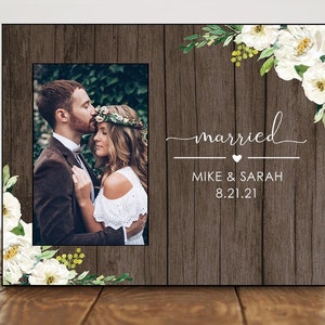 Personalized Wedding Gift for Couple Bridal Shower Gift Wedding Picture Frame 8861