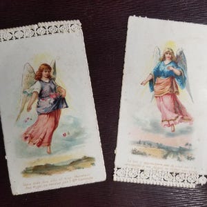 Coppia di antiche immagini sacre francesi dedicate agli angeli custodi, realizzate da Santa Gertrude.