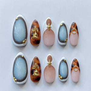 Handmade Tortoiseshell & Blue Gradient Press On Nails | Gold Charms, Neutral Pink Base Modern Nail Art Accents | Elegant Short Nails
