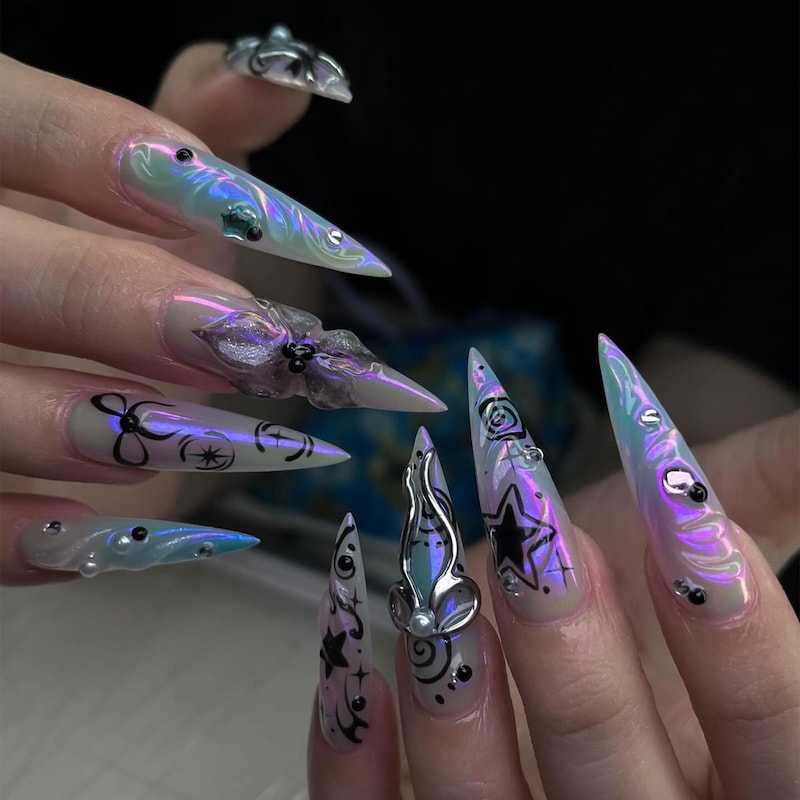 Teal Stiletto Nails: Bold Elegance for Every Occasion